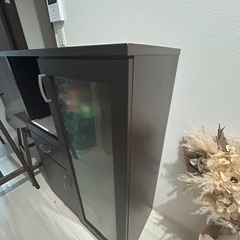 ニトリ　お皿　収納棚の画像