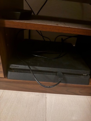(値下げしました)PS4 プレイステーション4 本体 コントローラー  ケーブル式