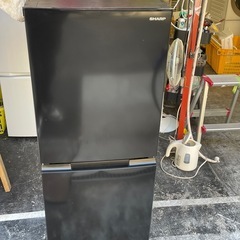 【中古】¥17,800 2ドア冷蔵庫　152リットル シャープ【II150】の画像