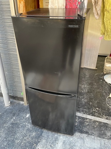 【中古】¥14,800 2ドア冷蔵庫　142リットル アイリスオーヤマ【II151】