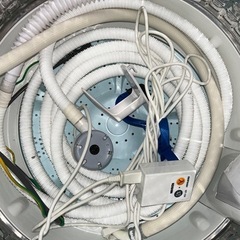 ✨激安価格✨持帰9000円7kg 電動水(湯)汲み機付 ＋2000円で洗濯機ラック付き 洗濯機の画像