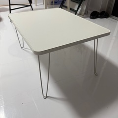 折りたたみテーブル新品の画像