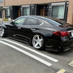 Y51 フーガの画像