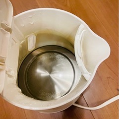 T-fal JUSTINE 電気ケトル ホワイト・ブルー 1.2Lの画像