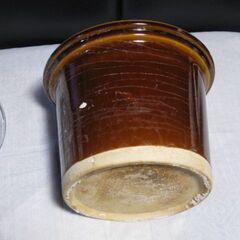 陶器製の甕壺　漬物用などにの画像