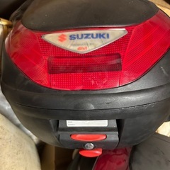 GIVI  ジビ　3点　まとめ売り リアボックス　SUZUKI バイク　まとめ売り　の画像