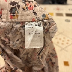 UNIQLO ズボンの画像
