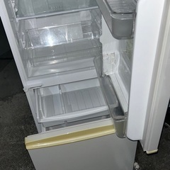 ✨激安価格✨シャープ 137L 冷蔵庫の画像