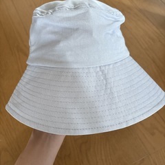 帽子 レディース 各300円の画像