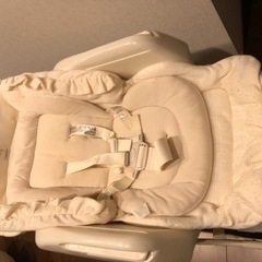 電動ベビースウィングの画像