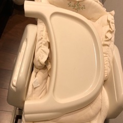 電動ベビースウィングの画像