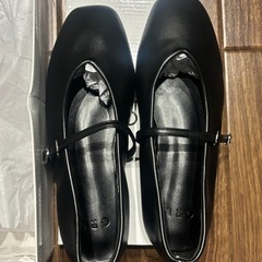 祝日限定値下げ❗️新品、未使用❗️★GRL グレイル　ストラップ付きバレエシューズ　2足セット★の画像