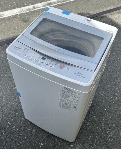 【極美品】2024年式　AQUA 6キロ