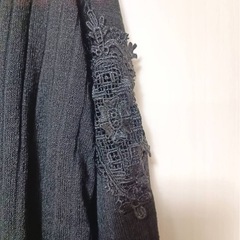 試着のみ アクシーズファム カーディガン 麻混 七分丈 Mの画像