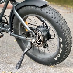 電動自転車の画像