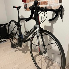 ロードバイク　中古品　大人用　黒色　埼玉県川口/東京都足立区のみ✴︎直接取引限定✴︎ 中古】さいたま市のロードバイクを格安/激安/無料であげます・譲ります