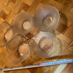 ガラス容器　ガラス食器　四角い皿　丸い皿　サラダボウルの画像