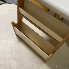 ダイニングテーブルの画像