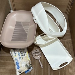 猫トイレと猫砂トフカスのセットの画像