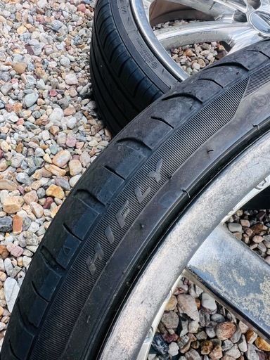 215/35R/19 タイヤホイル4点セット