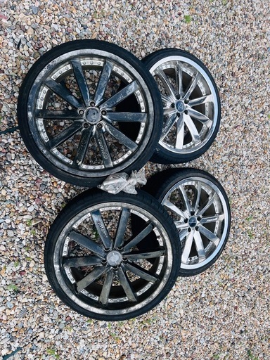 215/35R/19 タイヤホイル4点セット