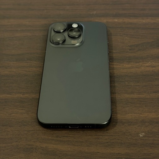 iPhone 15 Pro 256GB ブラック
チタニウム