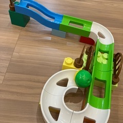 コロコロできる大きなブロックの画像