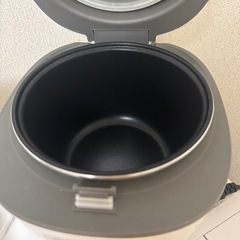 炊飯器の画像