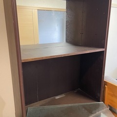 【無料】大きめ収納棚 譲ります（要運搬・3階・エレベーターなし）の画像