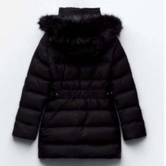 ZARA セミロング丈ダウンジャケット　XLサイズ　フード付の画像