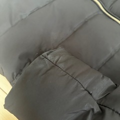ZARA セミロング丈ダウンジャケット　XLサイズ　フード付の画像