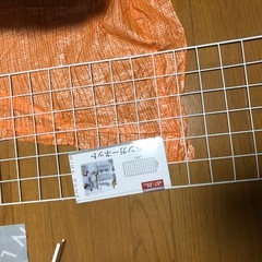 100均収納　どれでも1個20円の画像