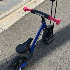 《日本正規品》ストライダースポーツタイプ　スタンド付き　の画像