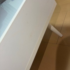 ガラステーブルの画像