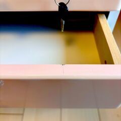 美品！ピアノ調塗装の学習机セットの画像