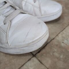 adidas スニーカー 23.5cmの画像