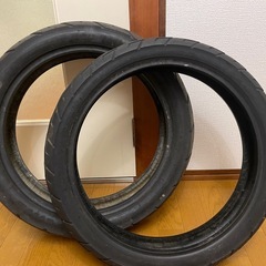 バイク用バッテリー バイク用タイヤの画像