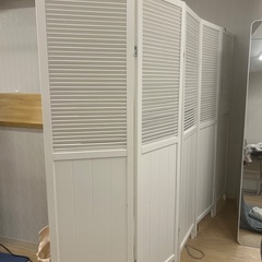 五連式パーテーションの画像