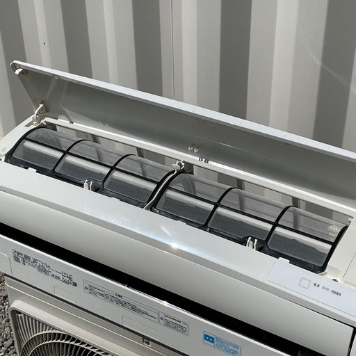 取付け可 ! ! ◇アイリスオーヤマ エアコン 6畳用 2018年製 内部クリーン 単相100V IRR-2218C 高圧洗浄済み !