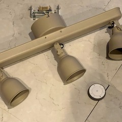 受け渡し先確定【IKEA】照明器具 シーリングスポットライトの画像