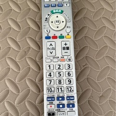 【受渡し予定者決定済み】テレビ　Panasonic TH-32A320 リモコン付きの画像