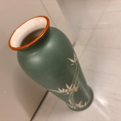 優雅な花瓶の画像