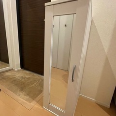 【無料】ミラー付シューズラックの画像