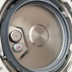 未使用 アイリスオーヤマ　電気圧力鍋　KPC-REMA3-Wの画像