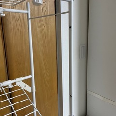 洗濯機ラック　白の画像