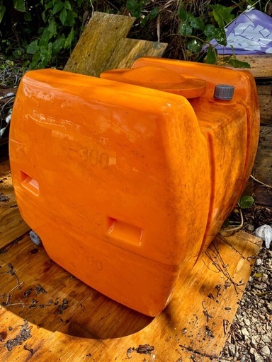 簡易水タンク300ℓ