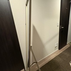 スタンドミラーの画像