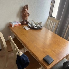 ダイニングテーブルセットの画像