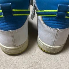 NIKE ハイカット　スニーカー　28の画像
