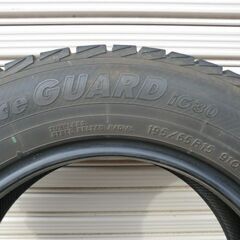 スタッドレスタイヤ　ヨコハマ　アイスガード　IG30　195/65R15　2015年製　4本セットの画像